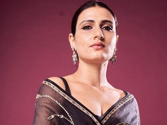 Scintillating Looks Of Fatima Sana Shaikh In Black